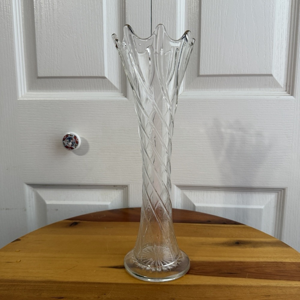 Vintage Dugan‎ Style Glass Spiralex Twisted Ribbed Clear Vase Cottage Gifts